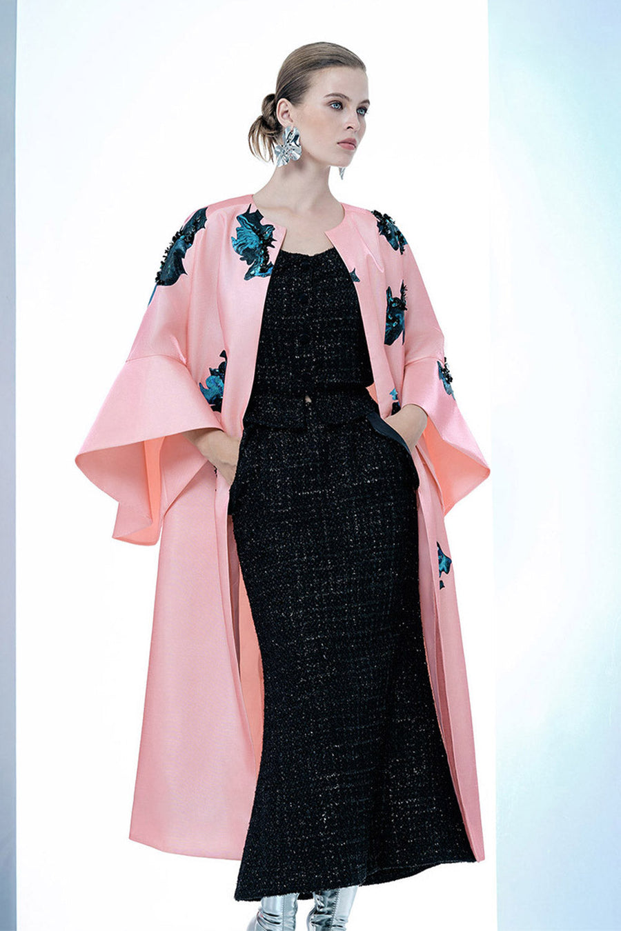 Inner Blossom Trapezoid Bell Sleeved Zibeline Calf Length Coat 4