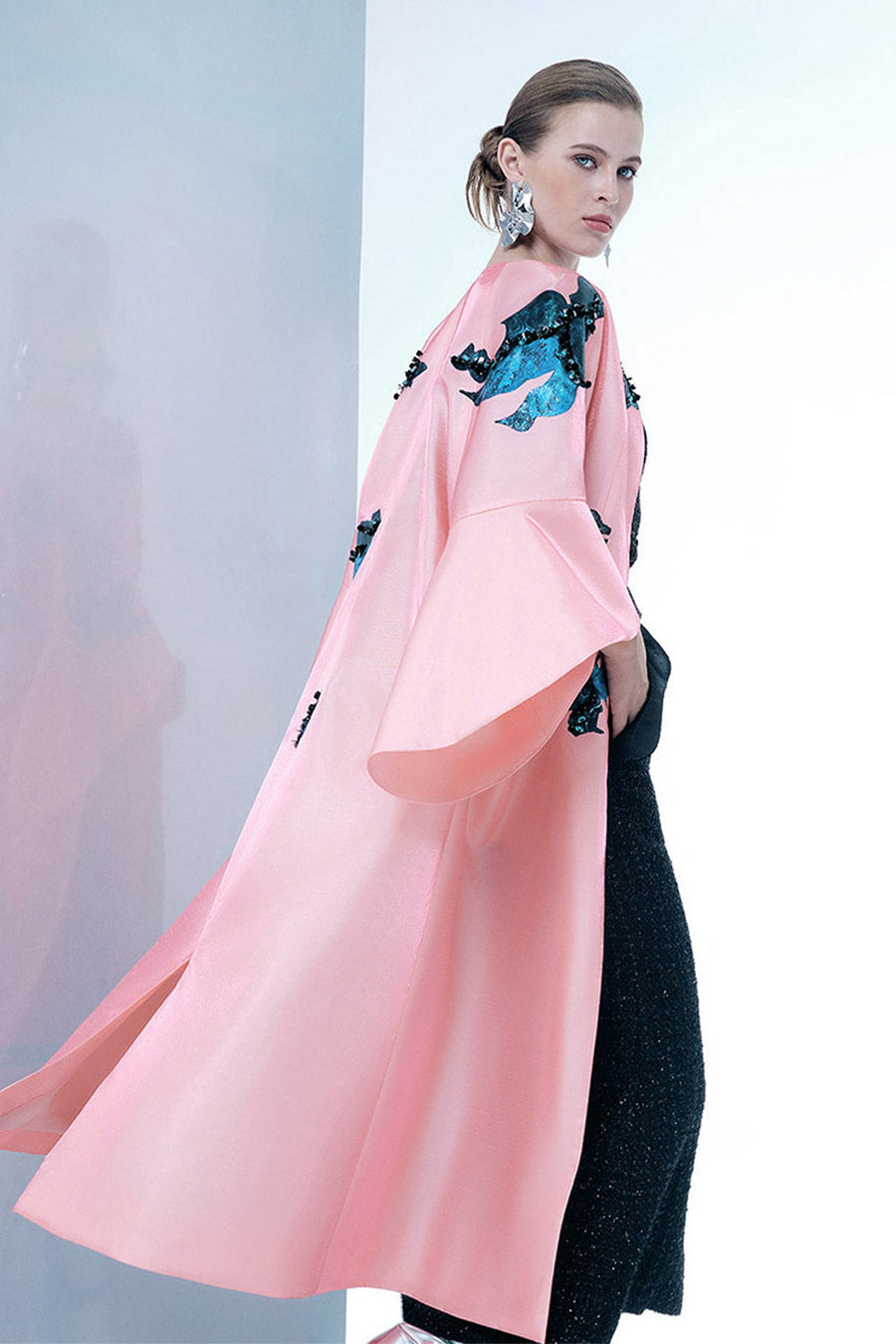 Inner Blossom Trapezoid Bell Sleeved Zibeline Calf Length Coat 3