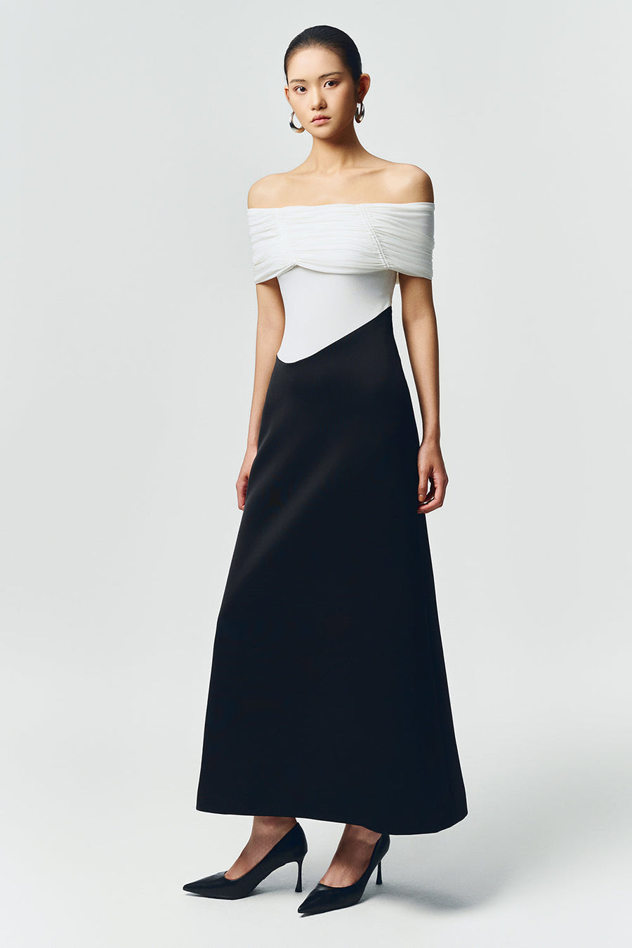 Silvera Off-Shoulder Gathering Maxi Dress