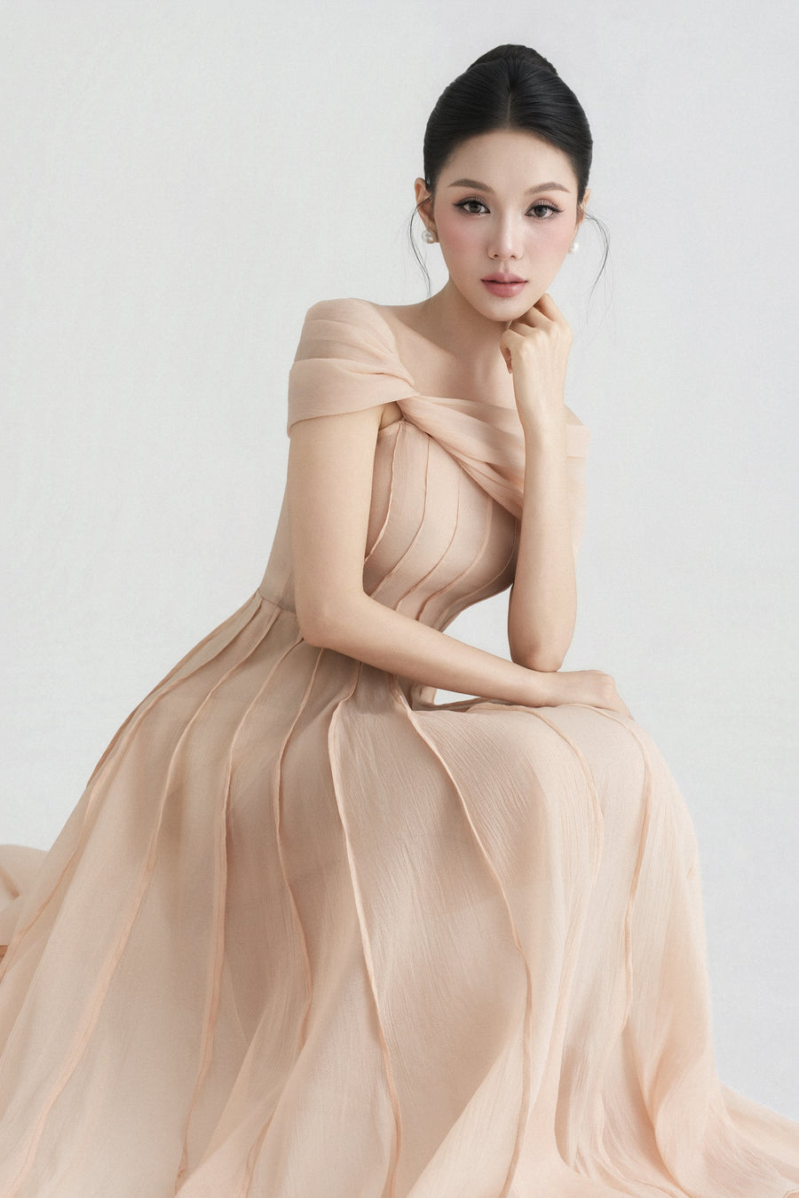 Avenor Pleated Midi Dress 2