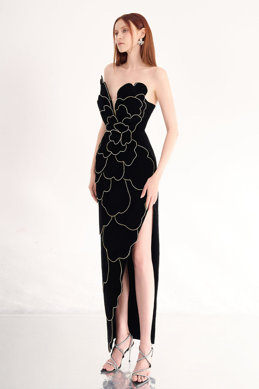 Baylor Pegged Sweetheart Neck Velvet Maxi Dress 8