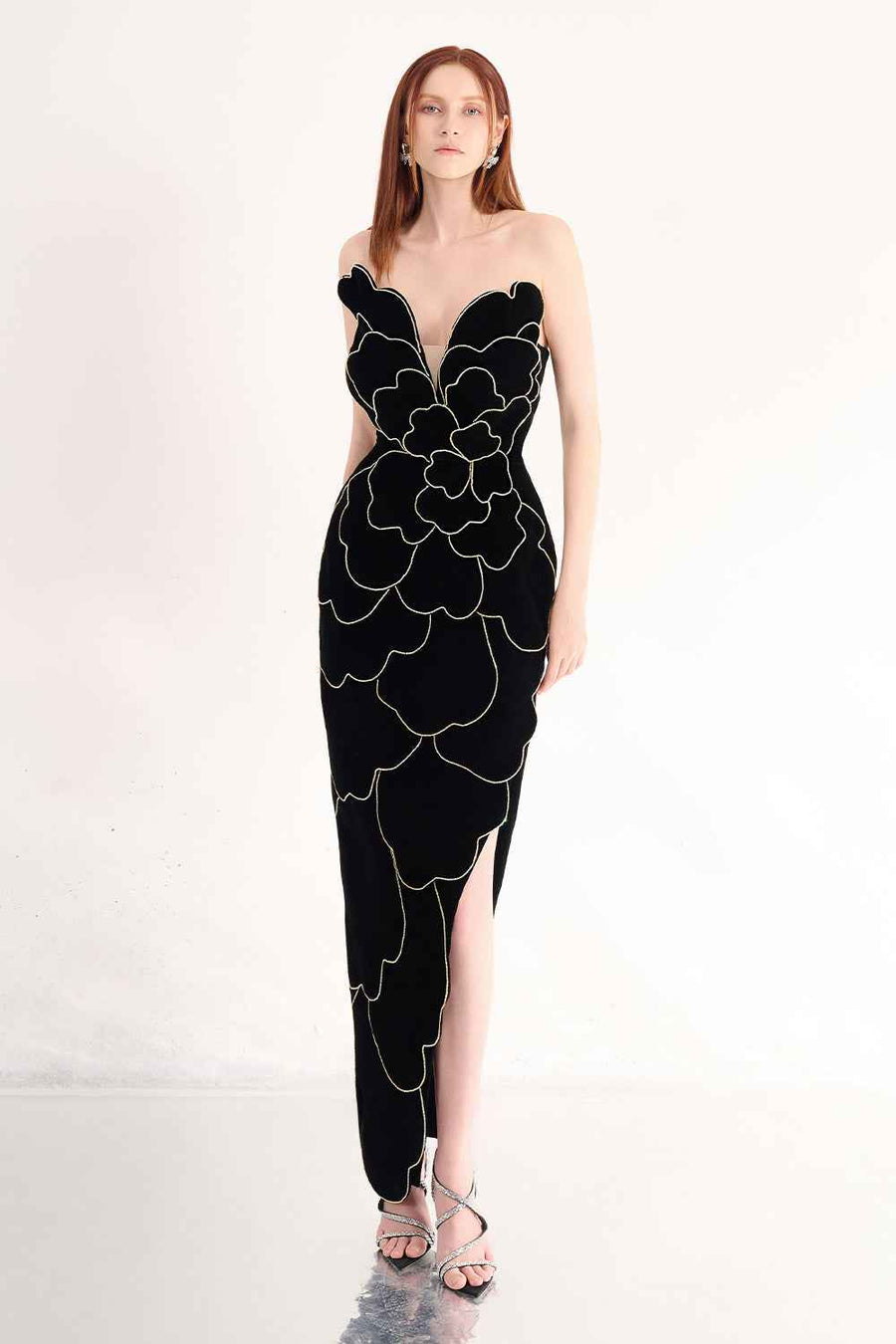 Baylor Pegged Sweetheart Neck Velvet Maxi Dress