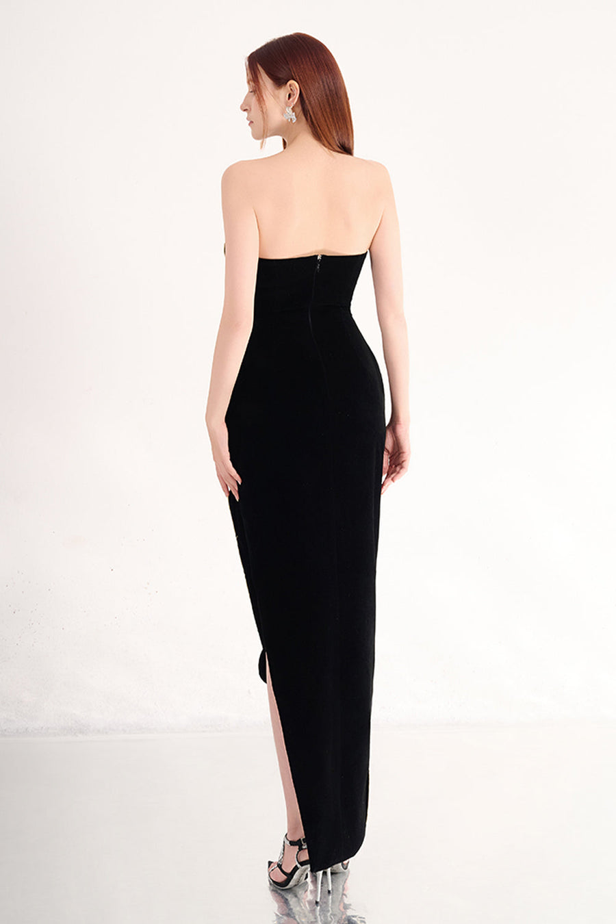 Baylor Pegged Sweetheart Neck Velvet Maxi Dress 6