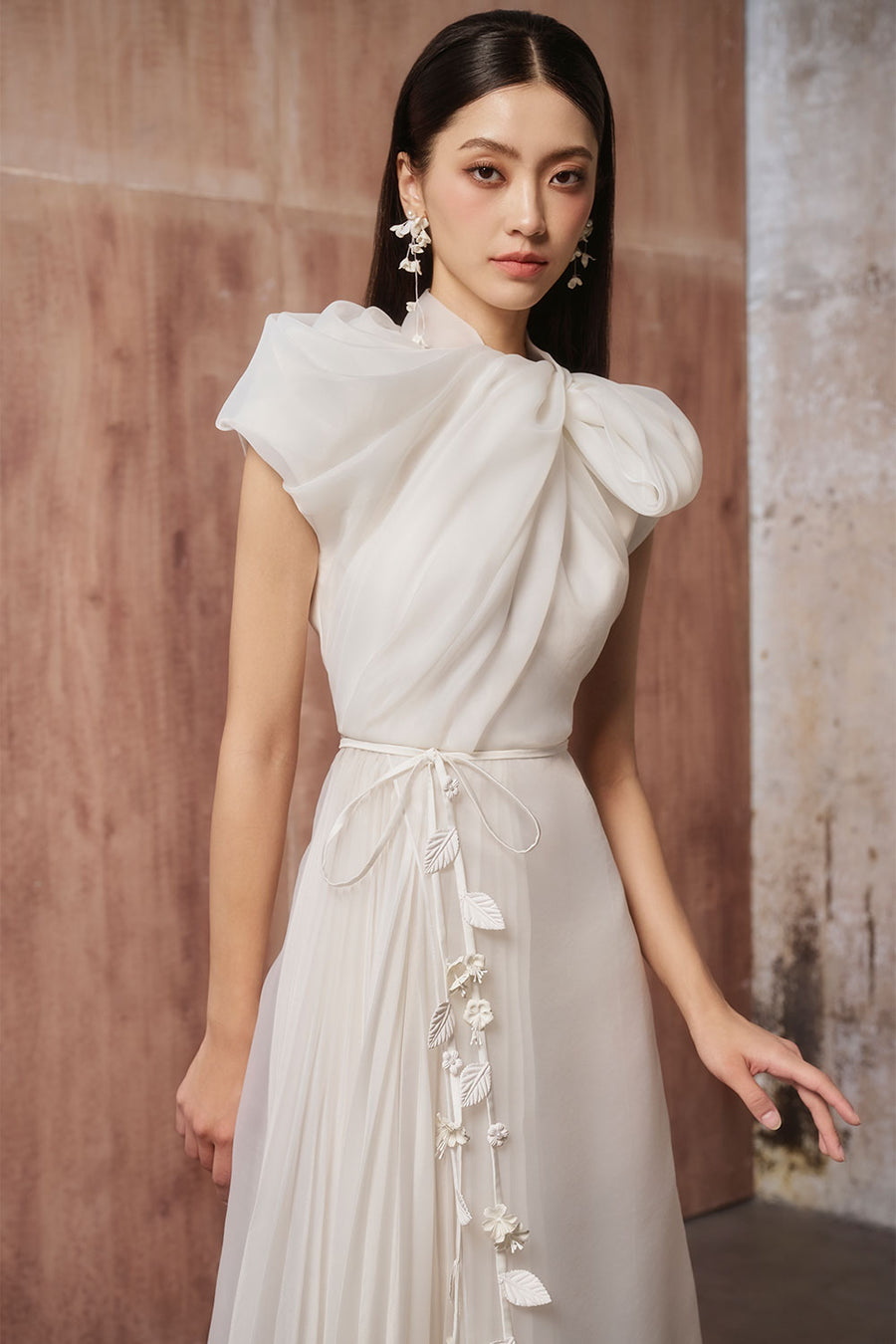 Werdie A-line Asymmetric Organza Midi Dress 2