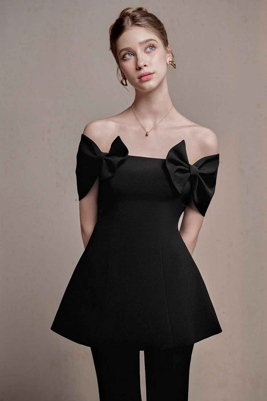 Seren Peplum Off-Shoulder Spandex Homespun Top