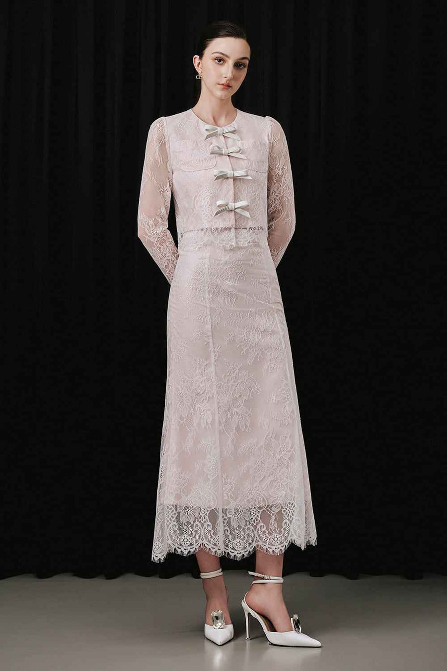 Absolu Cropped Round Neck Lace Jacket