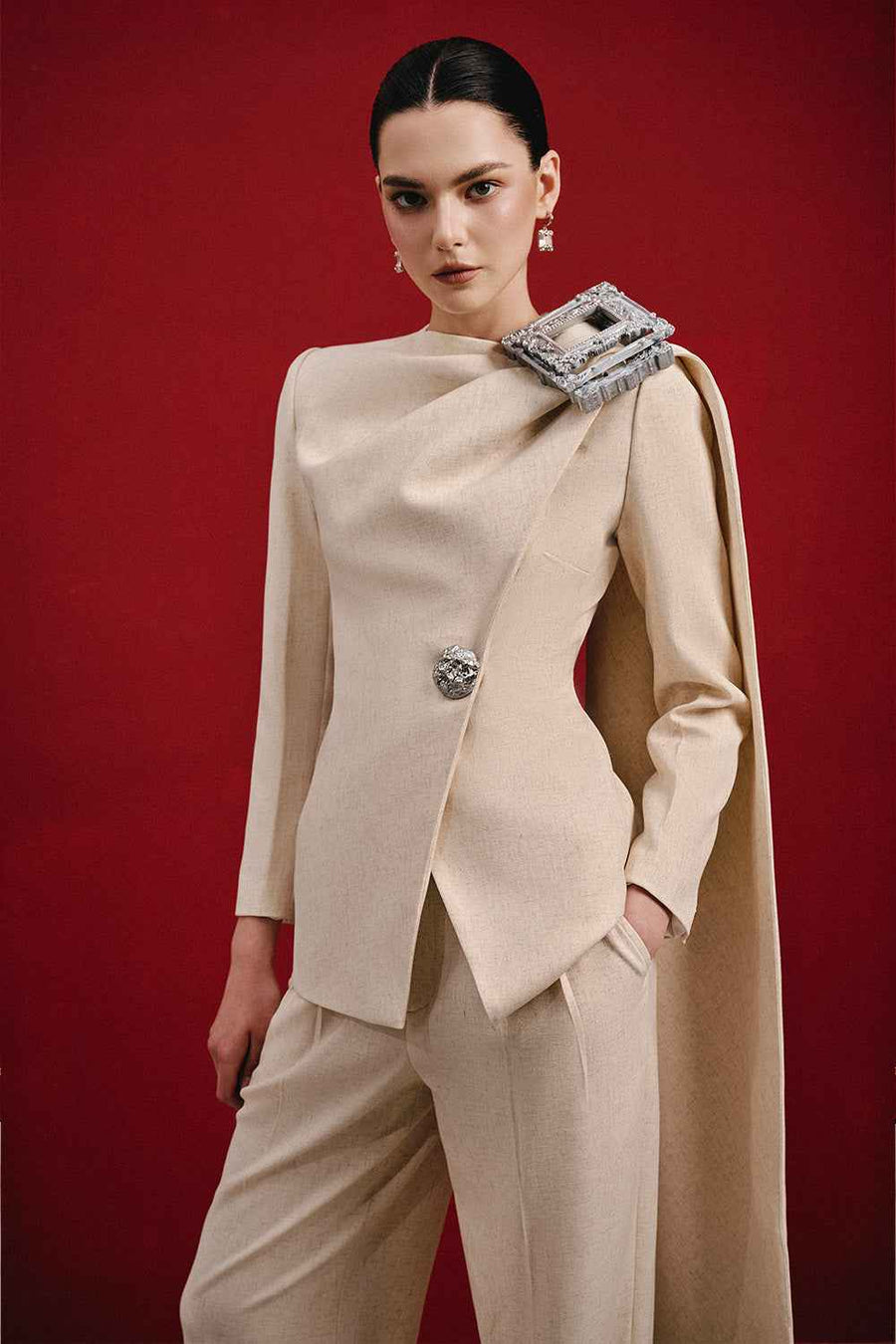 Alatow Asymmetric Single Breasted Linen Cotton Blazer