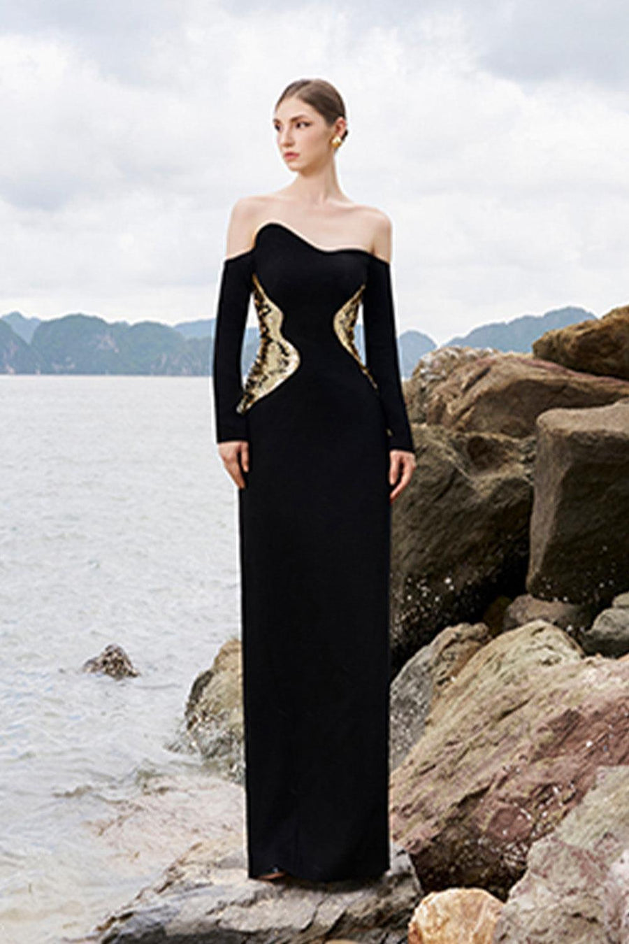 Hughes Sheath Curved Neck Crepe Floor Length Dress 5