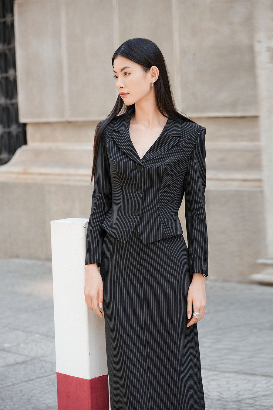 Desi Straight V-Neck Polyester Blazer 8