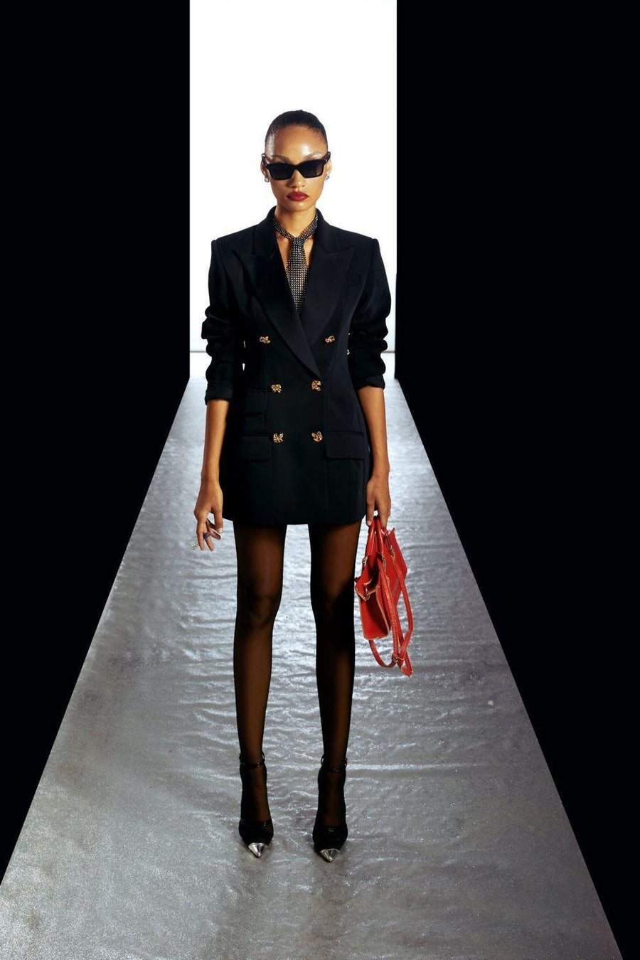 Alyssa Structured Peak Lapel Wool Blazer Blazer LASSY