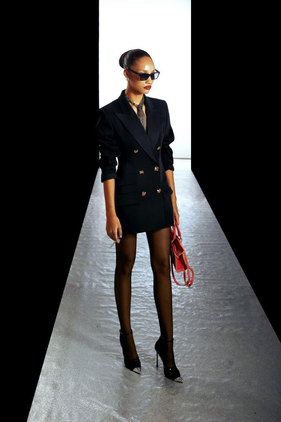 Alyssa Structured Peak Lapel Wool Blazer Blazer LASSY