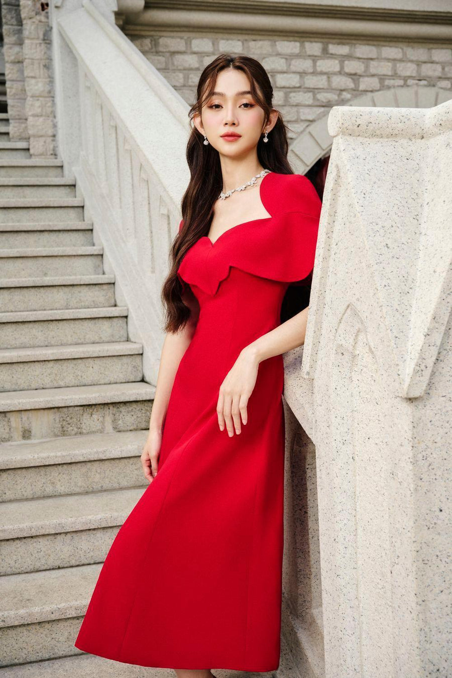 Amore A-line Queen Anne Neck Silk Crepe Midi Dress Midi Dress Larmes