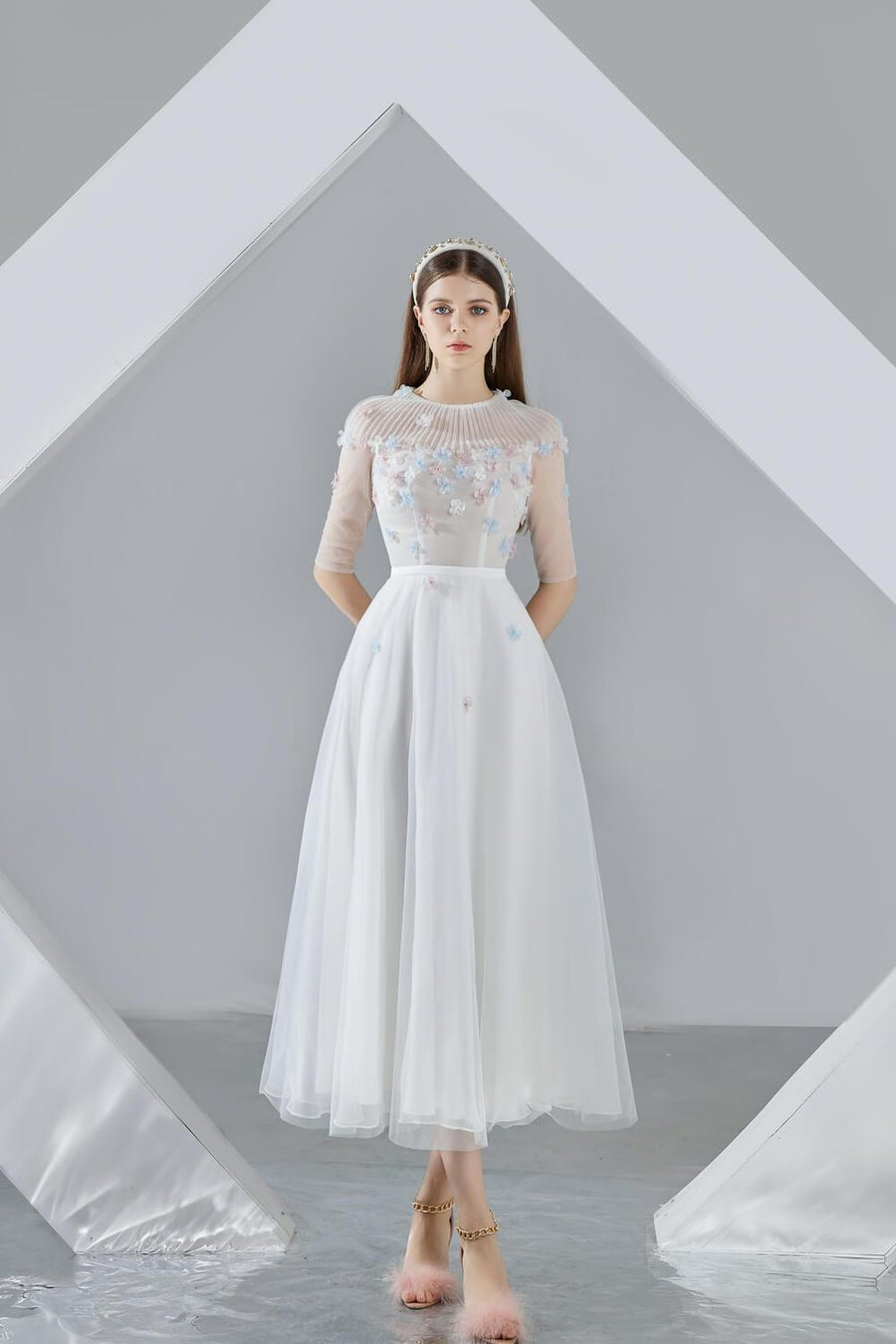 Ashlyn A-line Round Neck Organza Midi Dress 5
