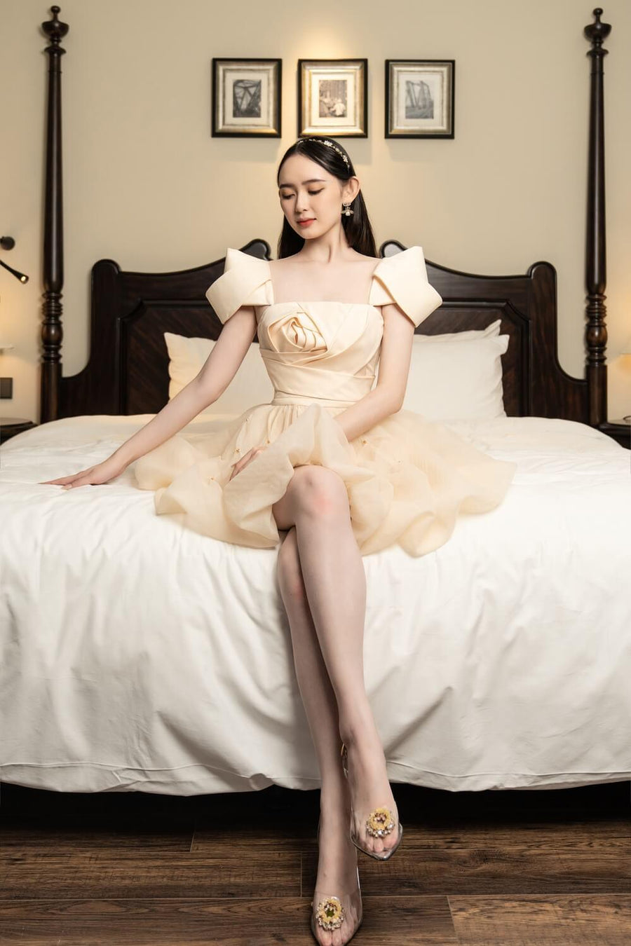 Bethe Fit and Flare Square Neck Organza Knee-length Dress 11