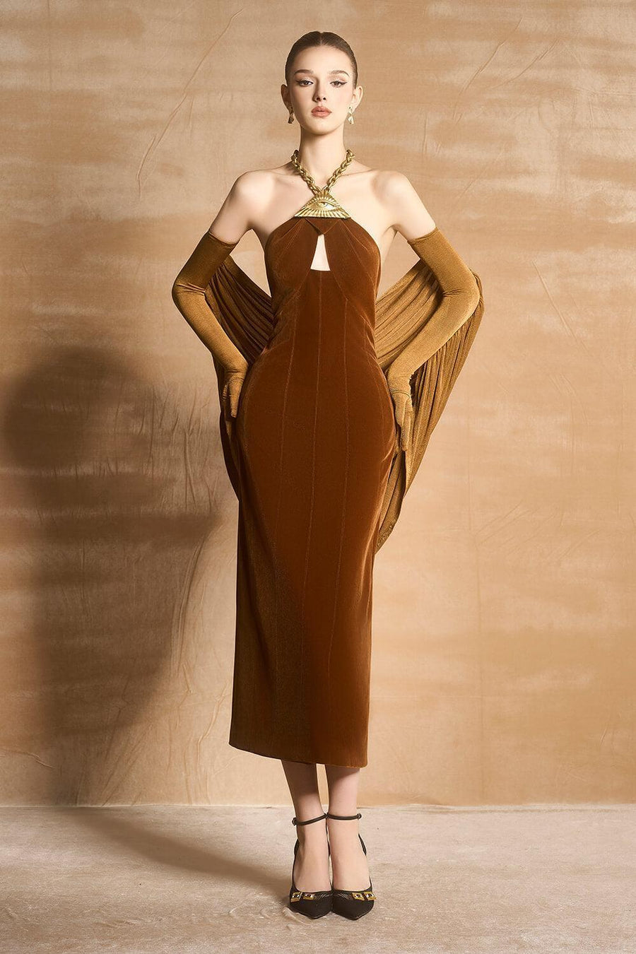 Blitha Halter Sleeveless Velvet Midi Dress Midi Dress Maison des Copains