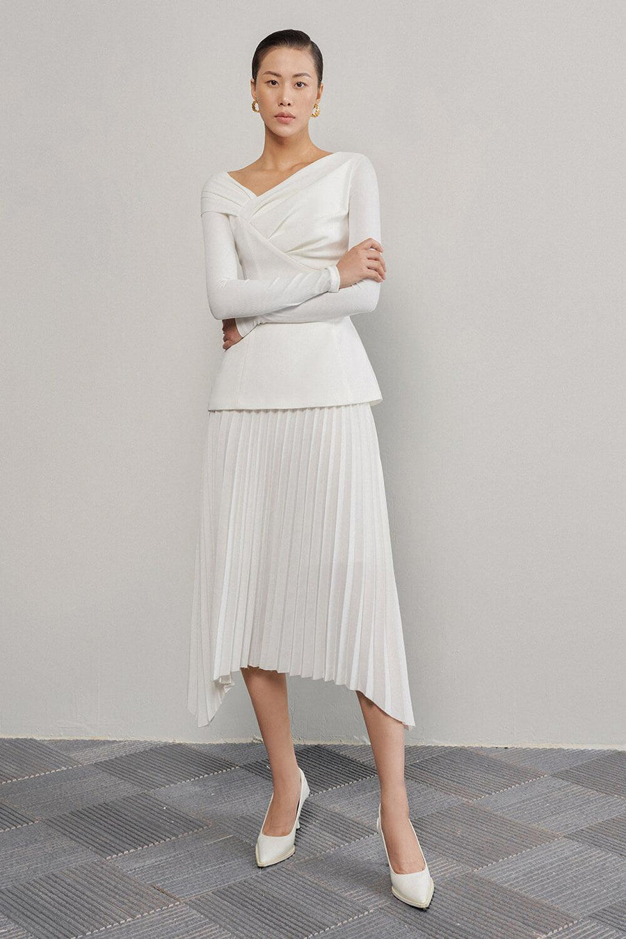 Brianna Sheath Asymmetric Neck Crinkle Crepe Top Long Sleeved Top Eegen Studio