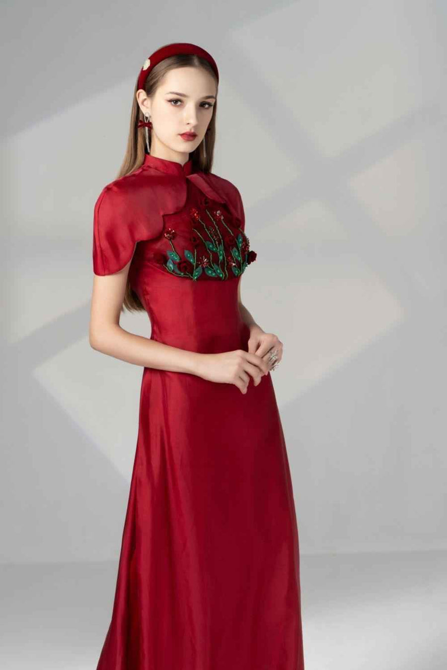 Brianna Sheath Flower Applique Silk Organza Floor Length Ao Dai Set