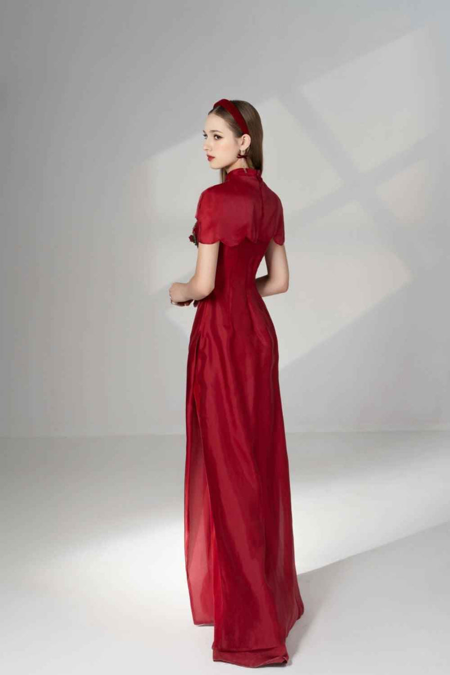 Brianna Sheath Flower Applique Silk Organza Floor Length Ao Dai Set