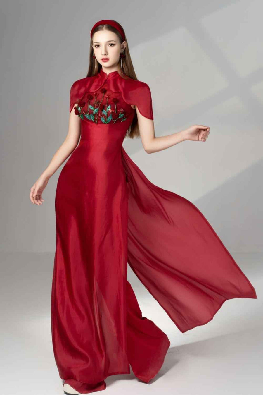 Brianna Sheath Flower Applique Silk Organza Floor Length Ao Dai Set