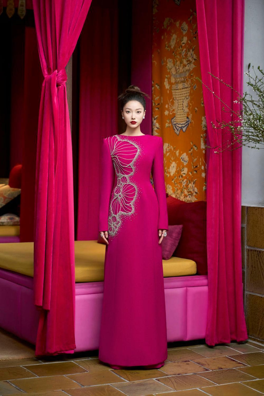 Brillz A-line Square Shoulder Velvet Satin Floor Length Ao Dai Set 9