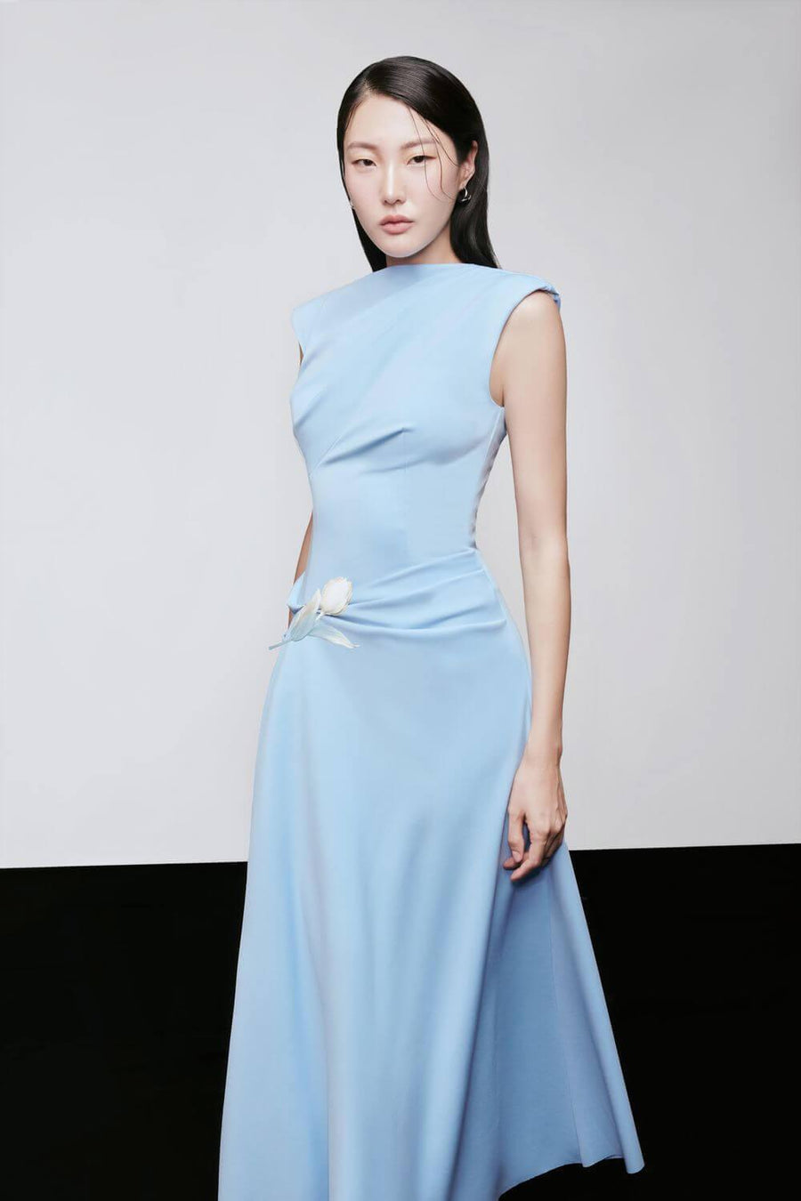 Cabot Asymmetric Twisted Cotton Spandex Midi Dress Midi Dress Larmes