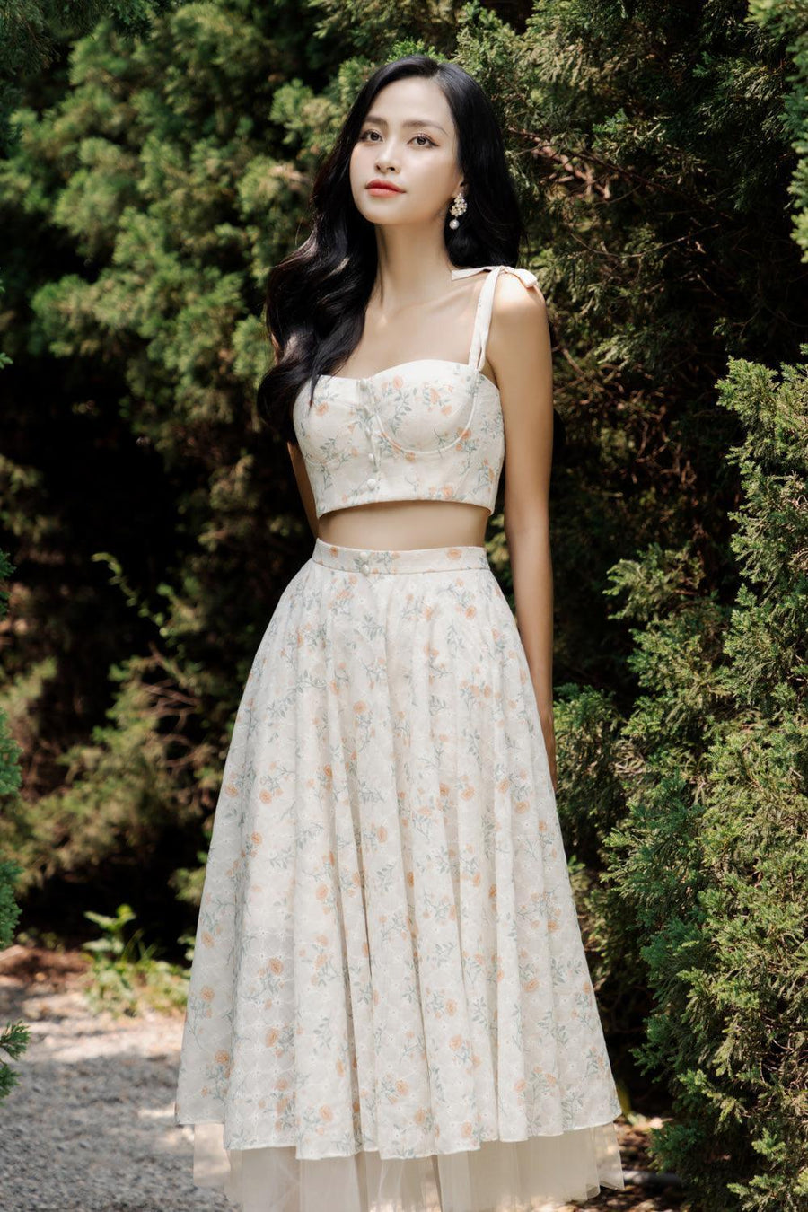 Carmen Bodycon Semi-Heart Neck Polyester Chiffon Crop Top 13