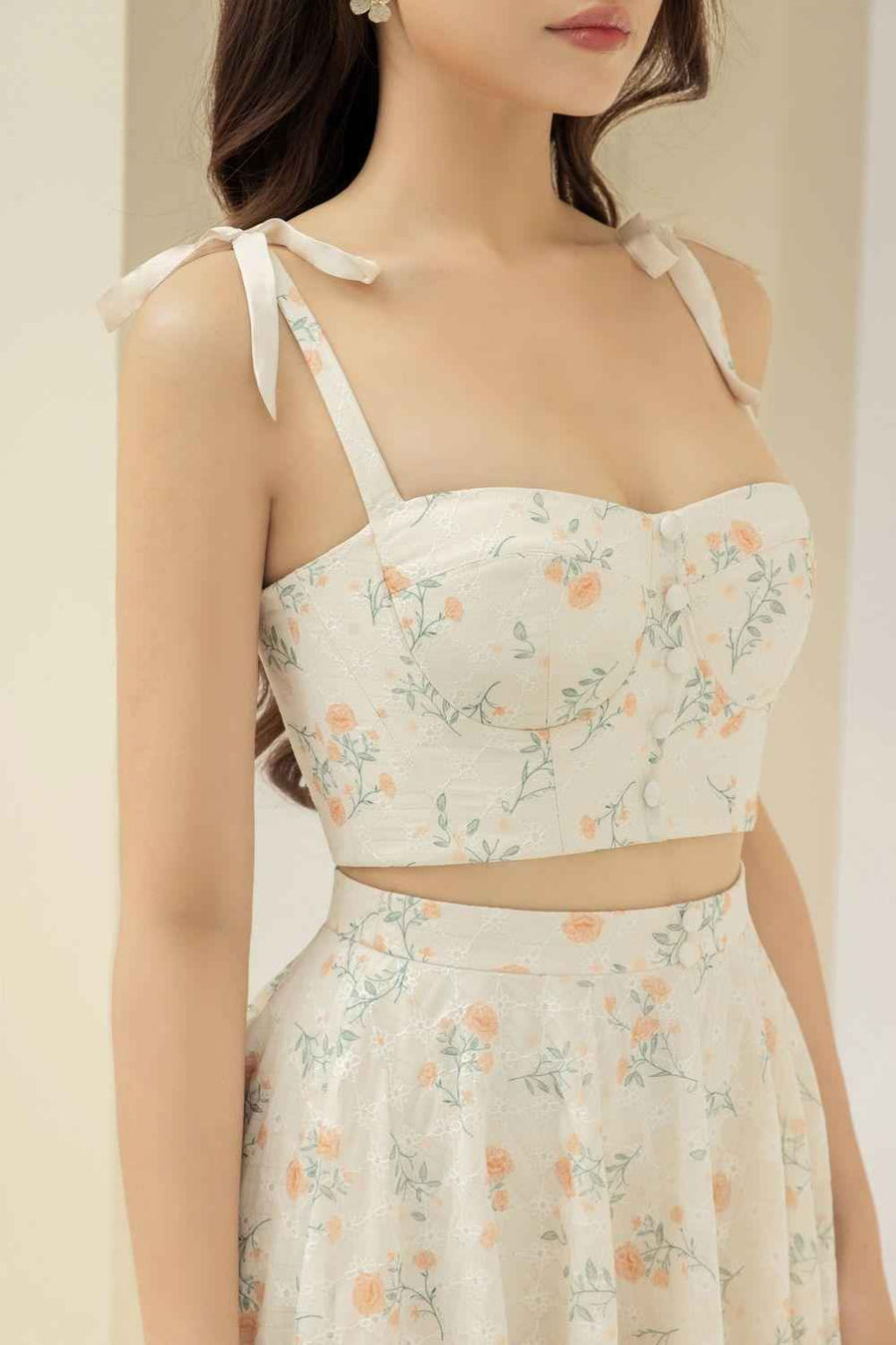 Carmen Bodycon Semi-Heart Neck Polyester Chiffon Crop Top
