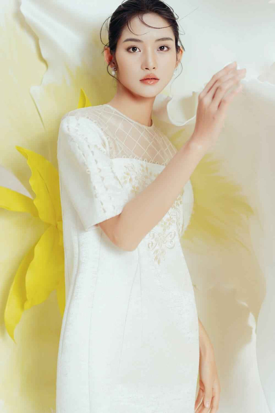 Celestia Cocoon Round Neck Taffeta Below The Knee Dress
