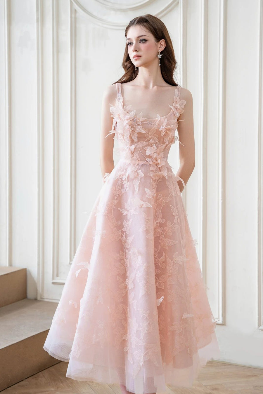 Cira Applique Midi Dress 2