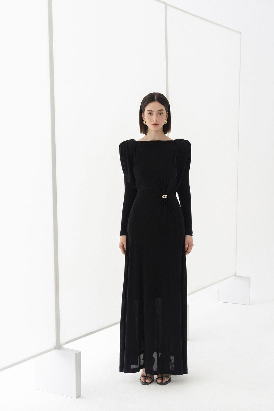 Diva Straight Boat Neck Knitted Fabric Maxi Dress Maxi Dress Eegen Studio