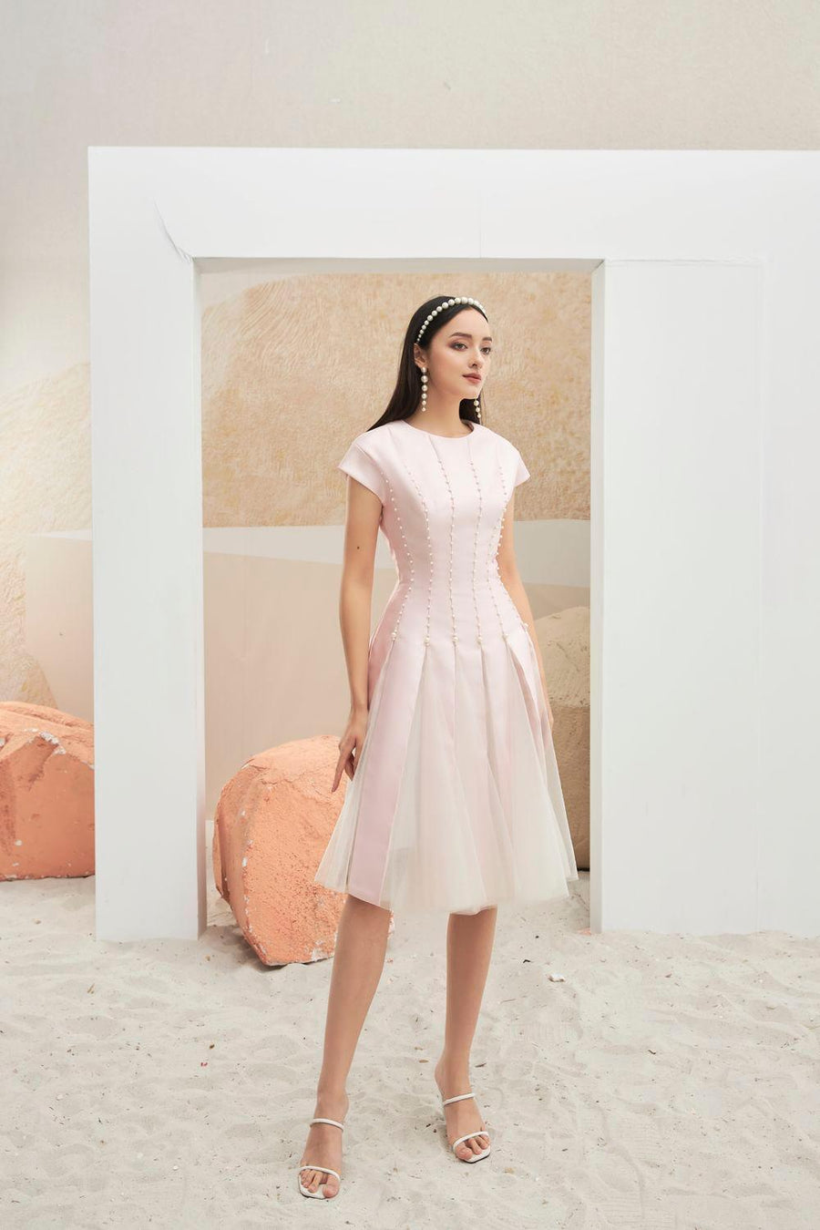 Dragg A-line Cap Sleeved Mesh Taffeta Knee-length Dress 11