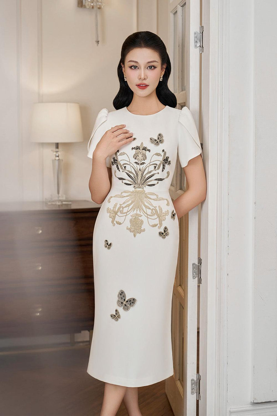 Elation Trumpet Short Sleeved Linen Blend Midi Dress White Midi Dress IVY moda