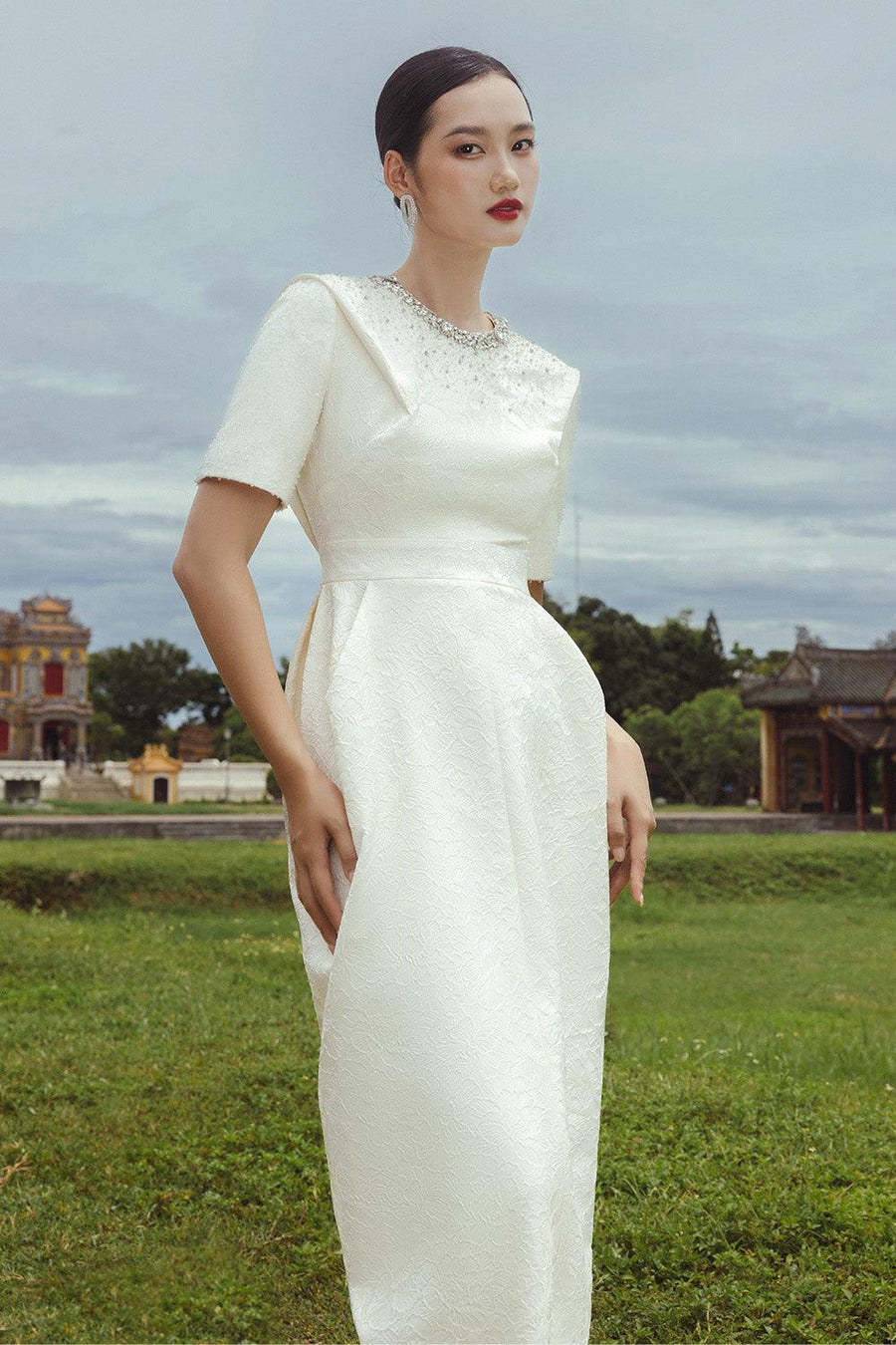 Elite Pegged Front Slit Jacquard Floor Length Dress White Gown Dress CHANCOS