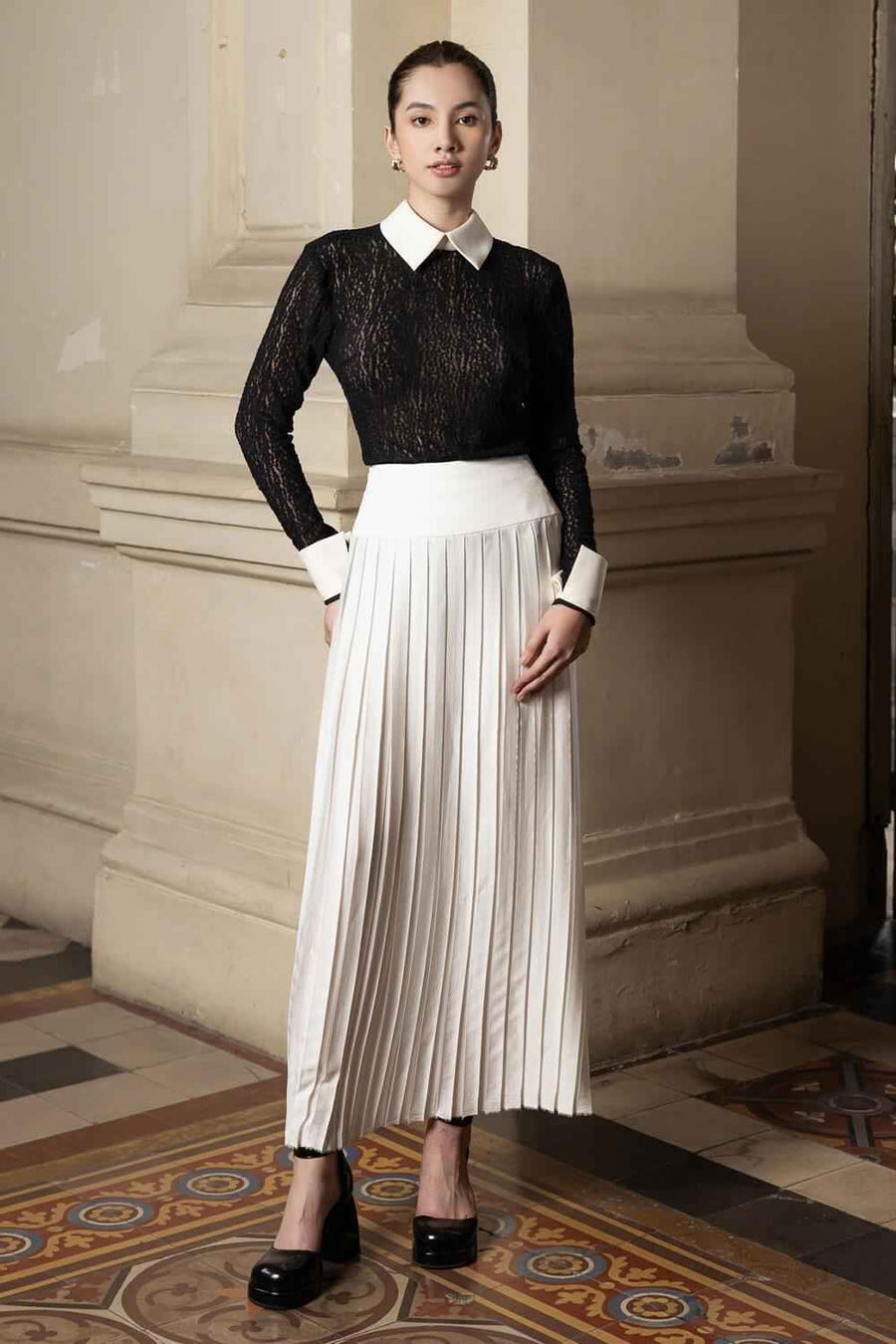 Eliza Bodycon Long Sleeved Cotton Lace Top
