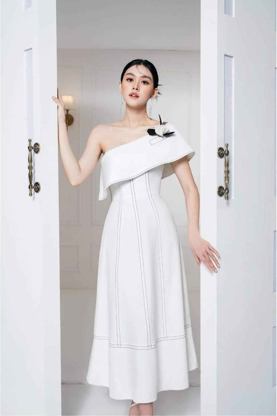 Ellen Asymmetric Shoulder Dress