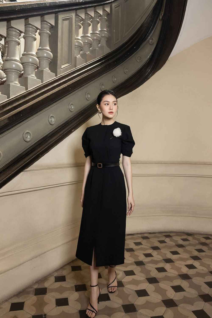 Eva Slit Puffy Sleeved Wool Midi Dress