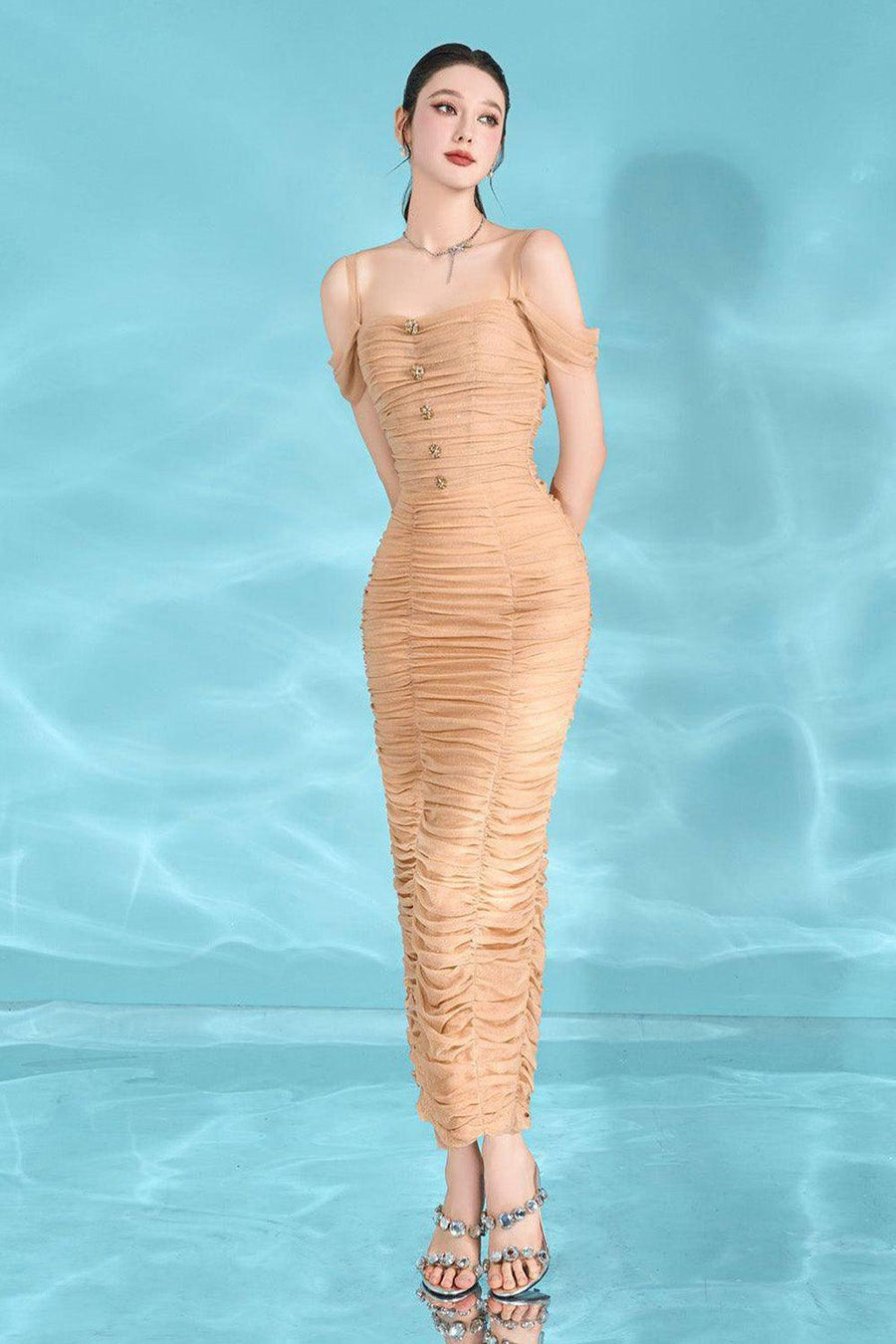 Evelyn Bodycon Cold Shoulder Sleeved Spandex Midi Dress Midi Dress Calista de Minh Thanh