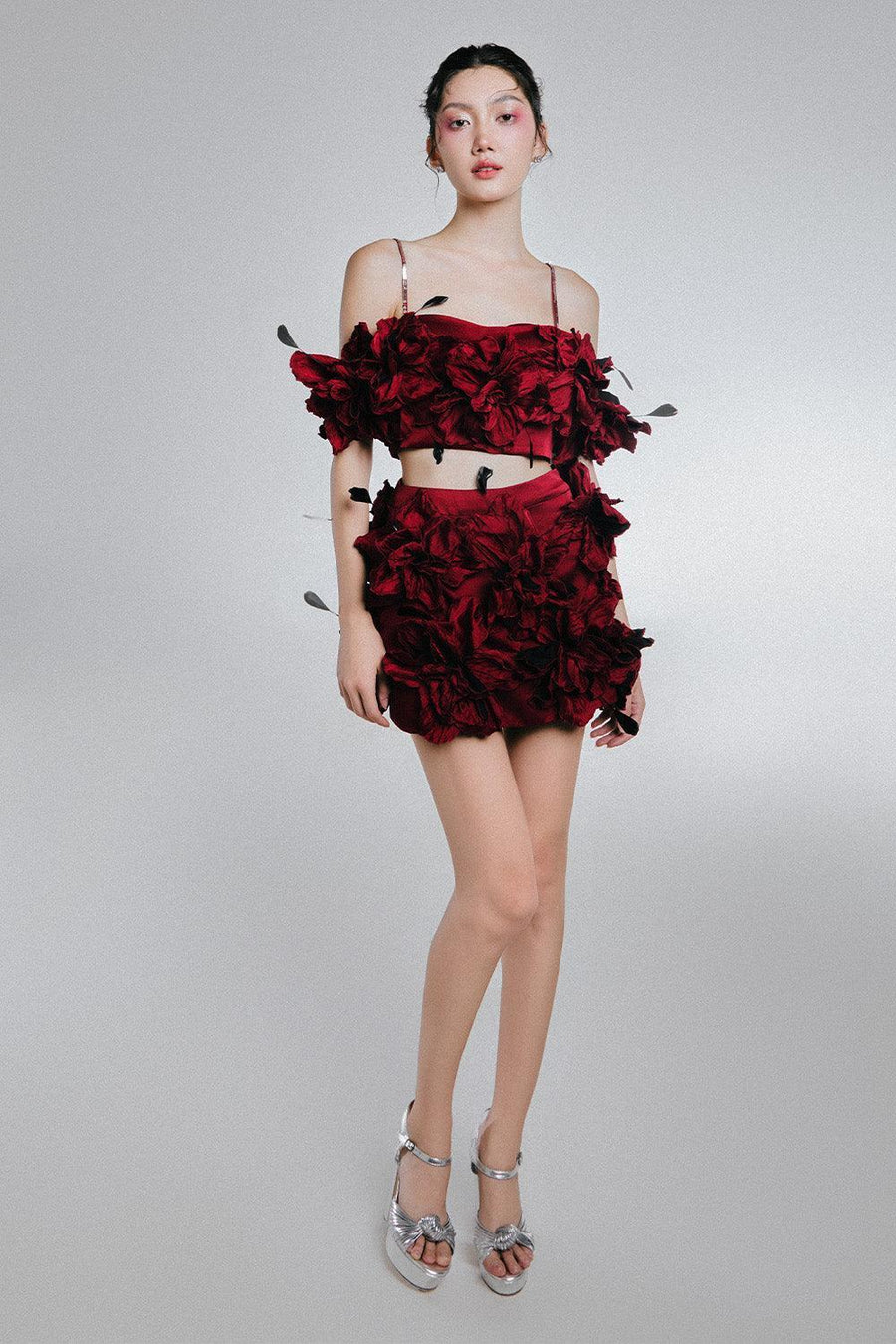 Ferial Cropped Flower Applique Silk Mini Set 1