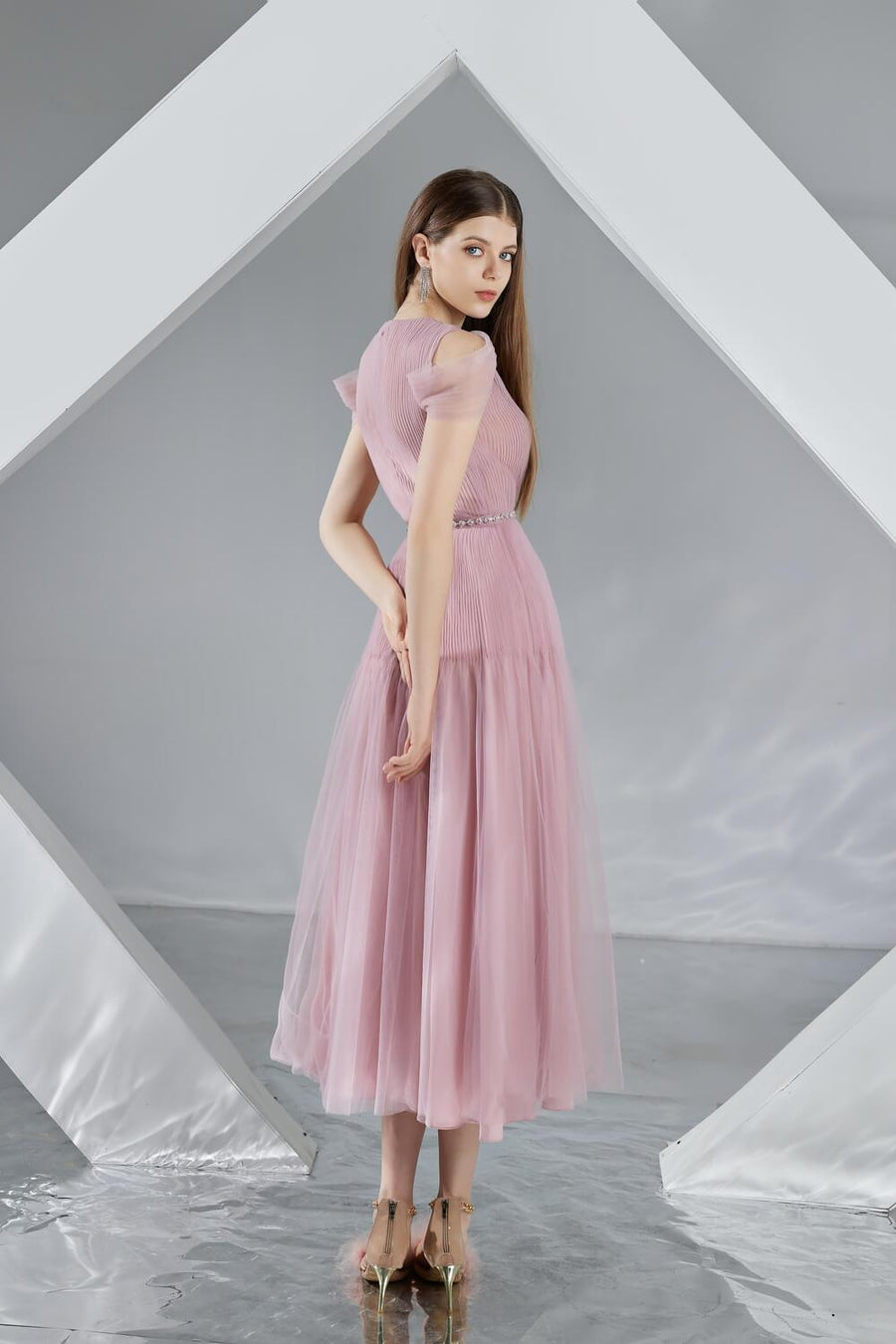 Florence A-line Cold Shoulder Sleeved Organza Midi Dress 19