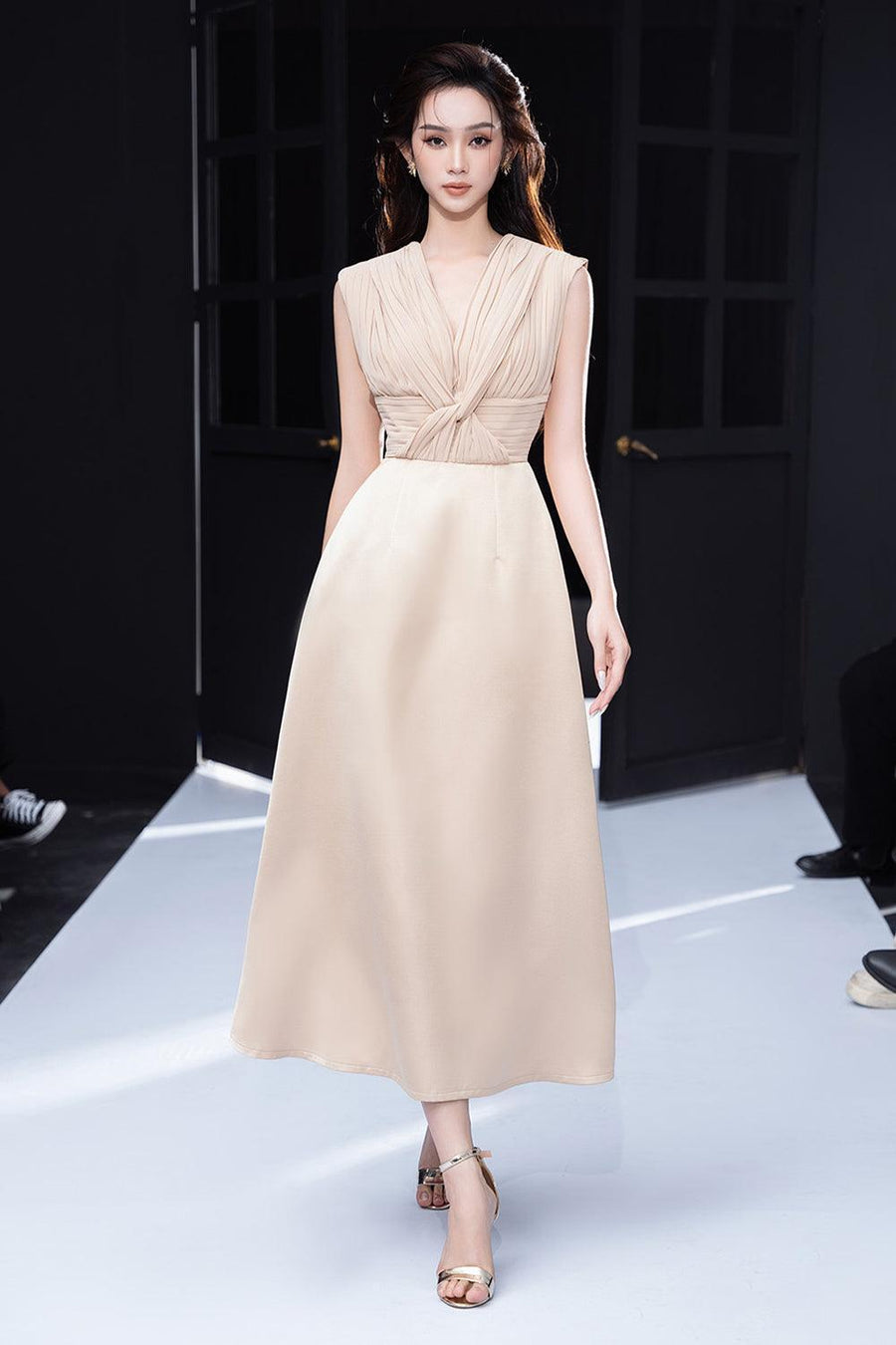 Foxy A-line Twisted Nacre Taffeta Midi Dress Midi Dress Darling Diva