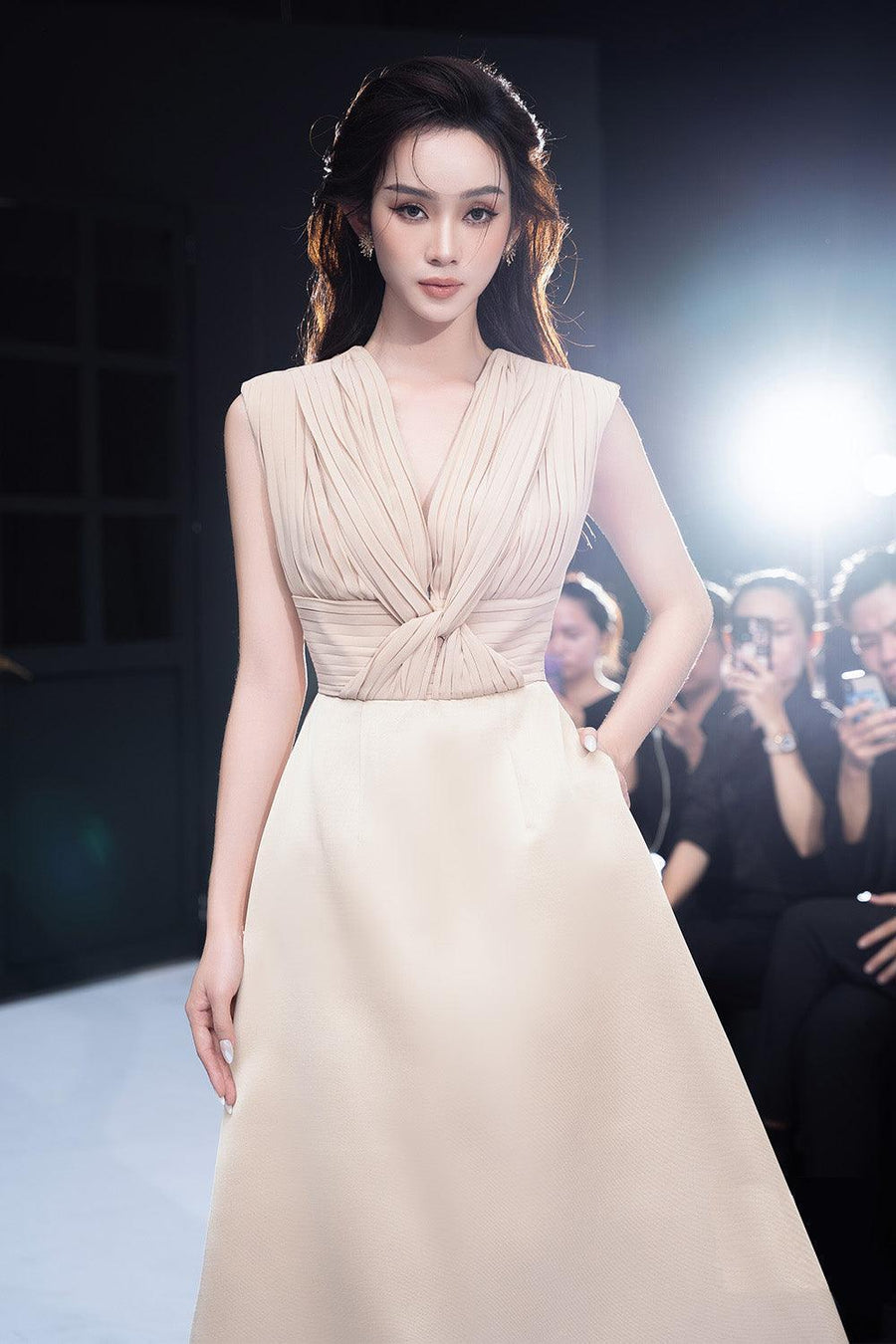 Foxy A-line Twisted Nacre Taffeta Midi Dress Midi Dress Darling Diva