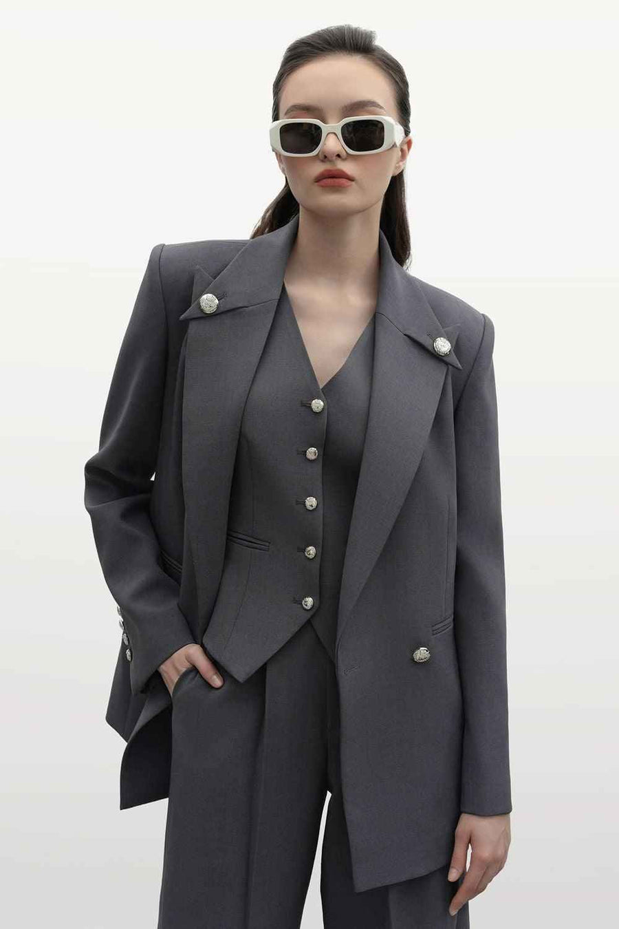Genevieve Straight Long Sleeved Polyester Blazer