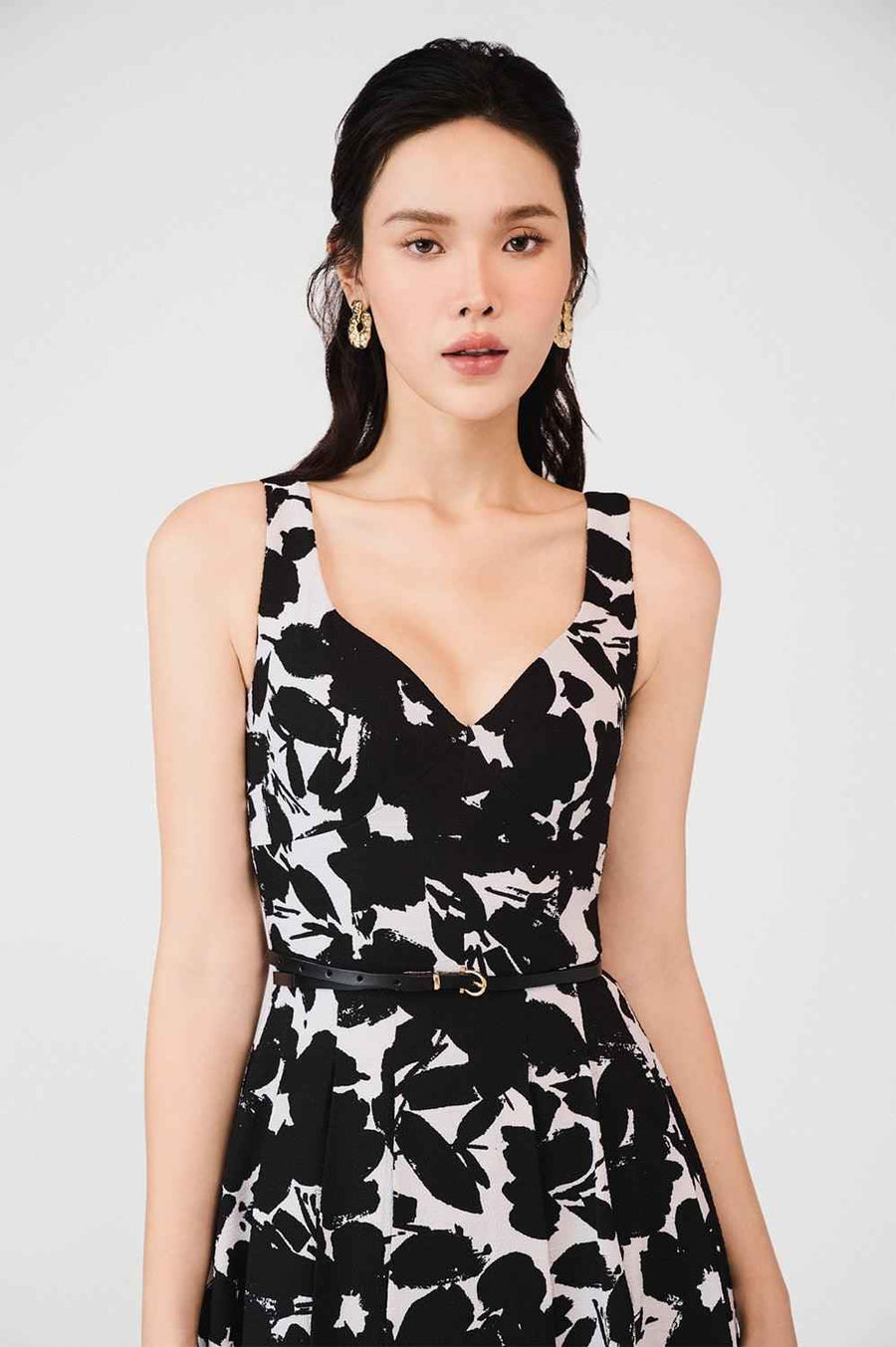 Giavanna Pleated Loose Strap Poly Silk Calf Length Dress