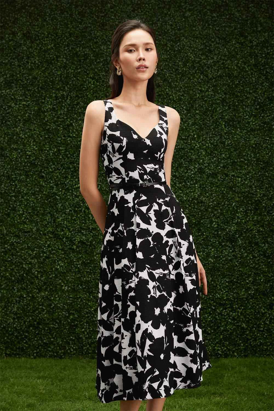 Giavanna Pleated Loose Strap Poly Silk Calf Length Dress