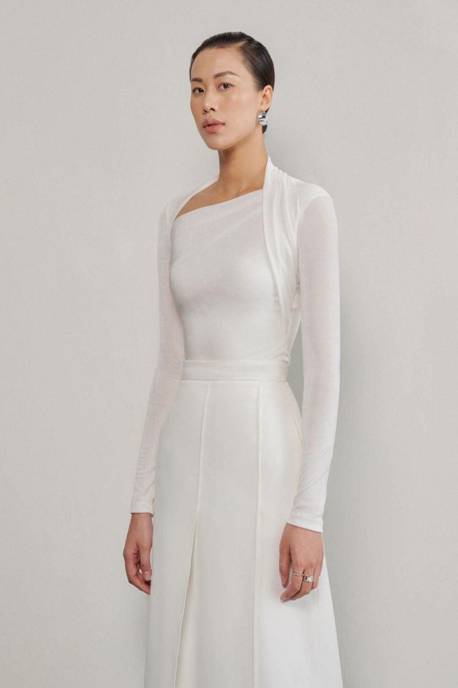 Ginkgo Bodycon Long Sleeved Knitted Fabric Top White Long Sleeved Top Eegen Studio