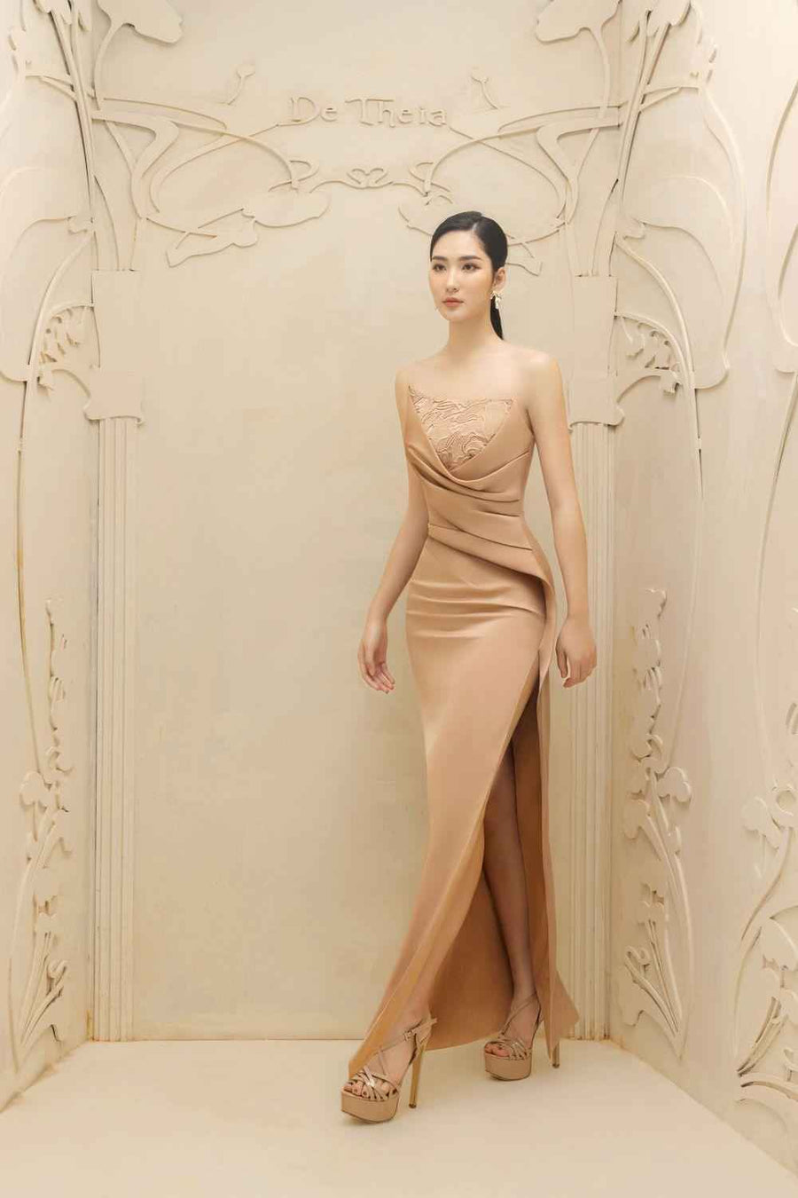 Gisèle Strapless Slit Hem Polyester Silk Floor Length Dress