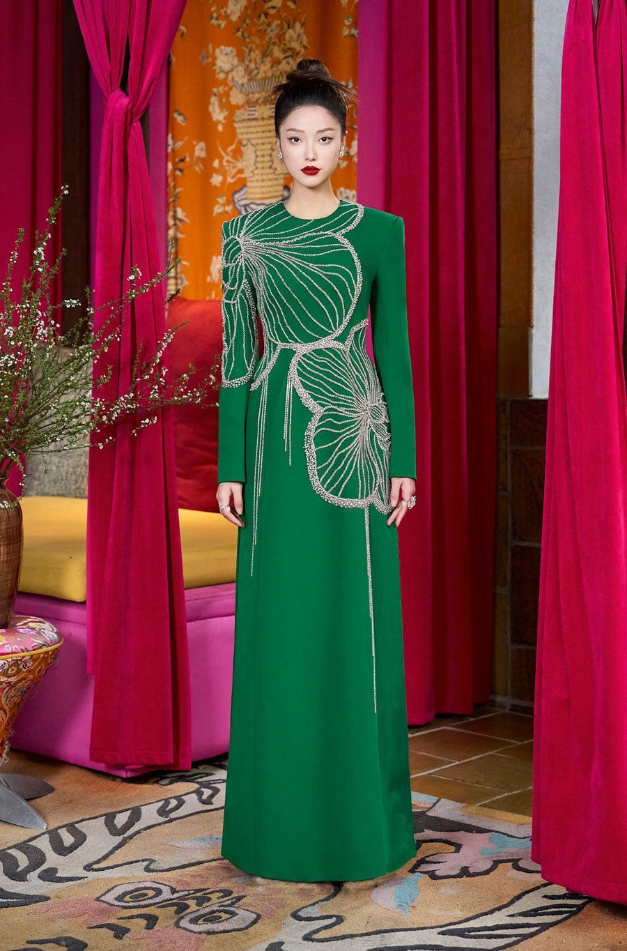 Gracef Sheath Round Neck Velvet Satin Maxi Dress 4