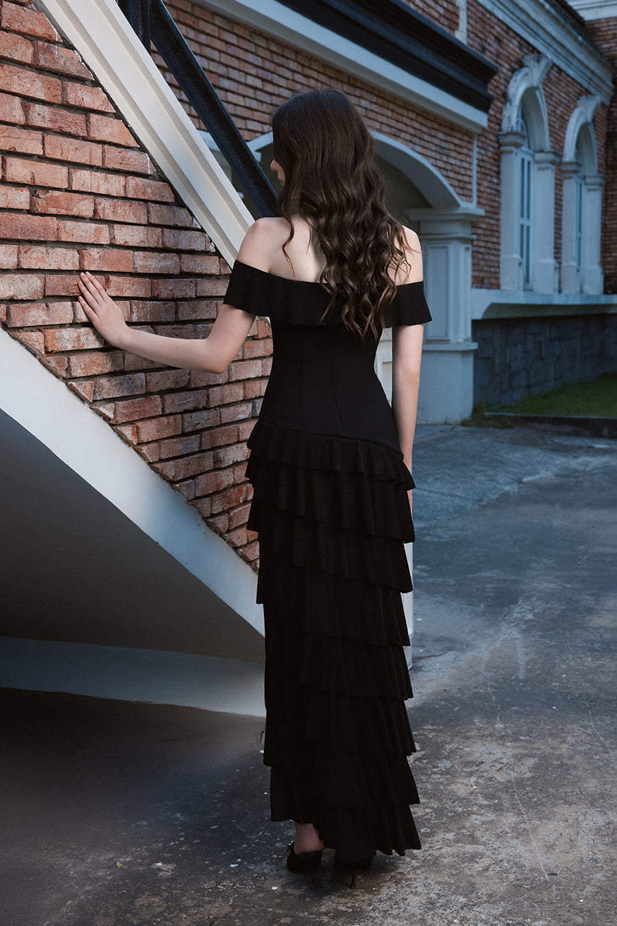 Queen Asymmetric Ruffle Layer Cotton Spandex Maxi Dress 5