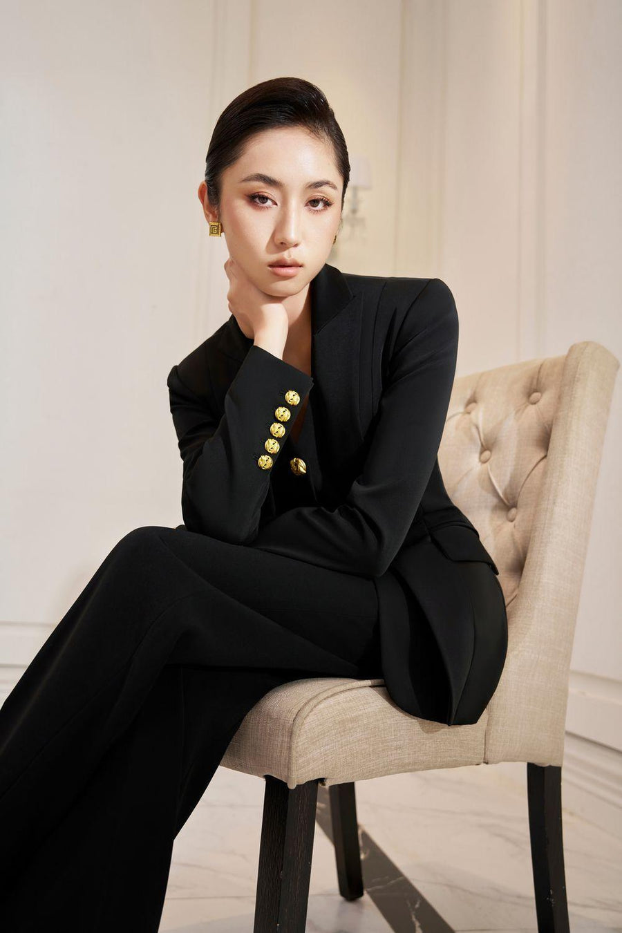 Hanna Hourglass Layered Gabardine Blazer 19