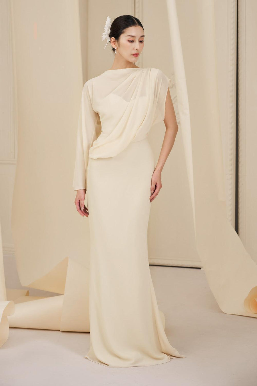 Hattie Sheath Asymmetric Sleeved Chiffon Floor Length Dress Maxi Dress Larmes